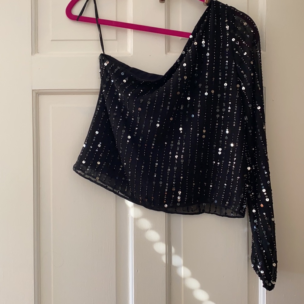 One shoulder sequins top - Picture 4 of 5